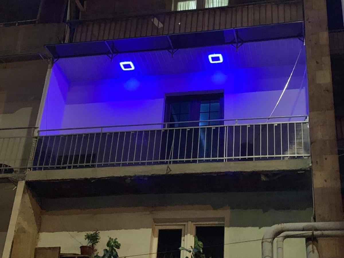 Designed Apartment With French Balcony Self Check In 耶烈万 外观 照片